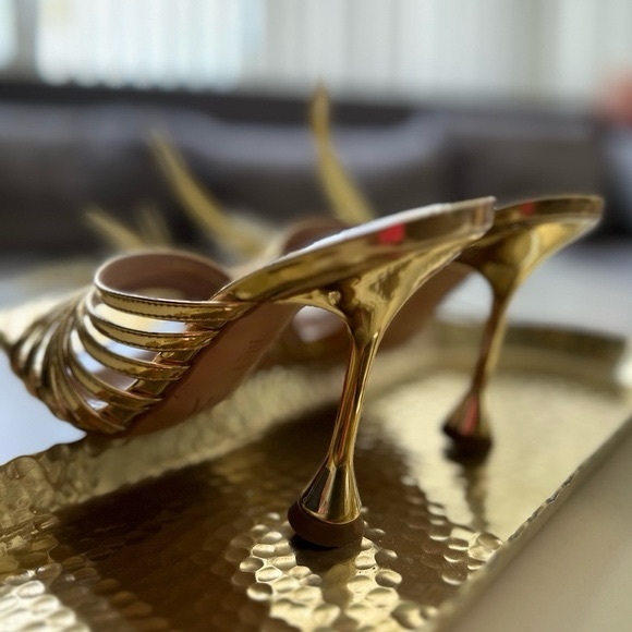 SOLD OUT - Picture 3 of 8